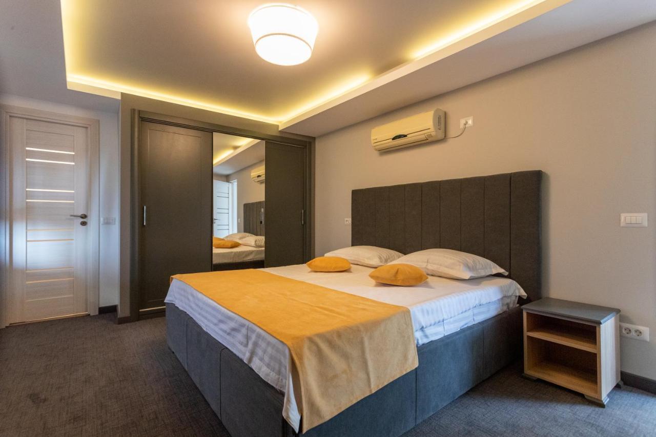Corso Apartments B&B Focsani Exterior photo